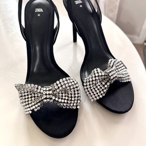 ZARA - Embellished Crystal bow high heeled sandals - Black